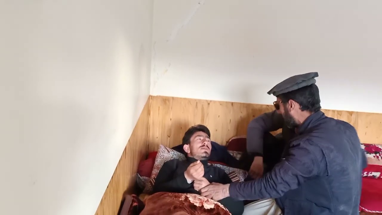 Tabeeb our shagerd ka anukha ilaj #viral #funnyvideo #namakin #everyone