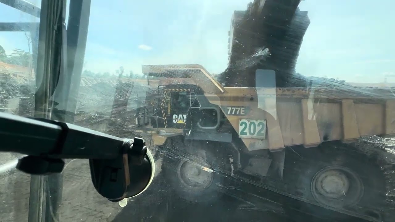 Excavator Cat 6020 Coal Getting view in cabin #excavator #miningequipment #mining 