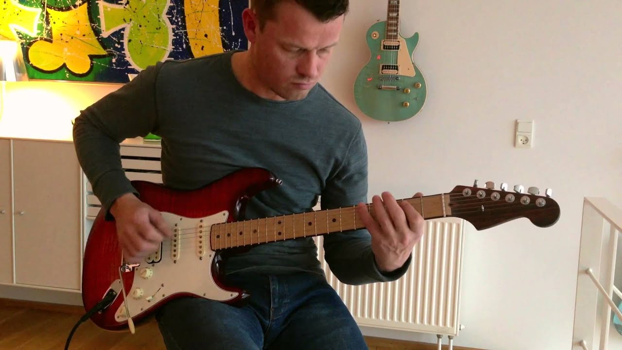 Fender Select Strat HSS Exotic