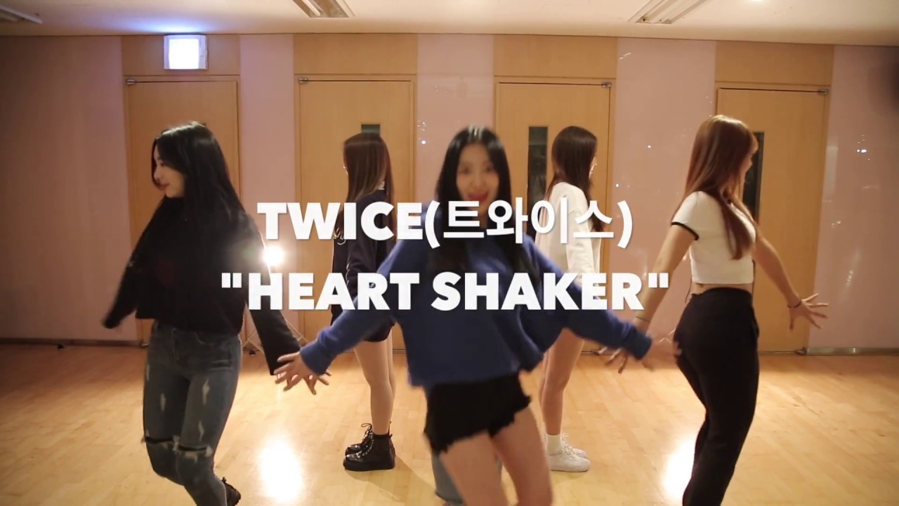 TWICE(트와이스) - Heart Shaker Dance Cover(feat.ARIAZ)