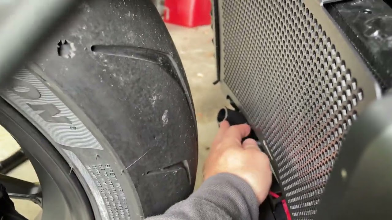 Sportster S BAIONE Radiator Guard Install