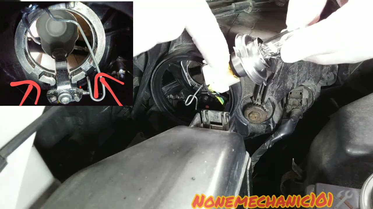 Front Headlight Bulb Replacement 2010 Kia Soul