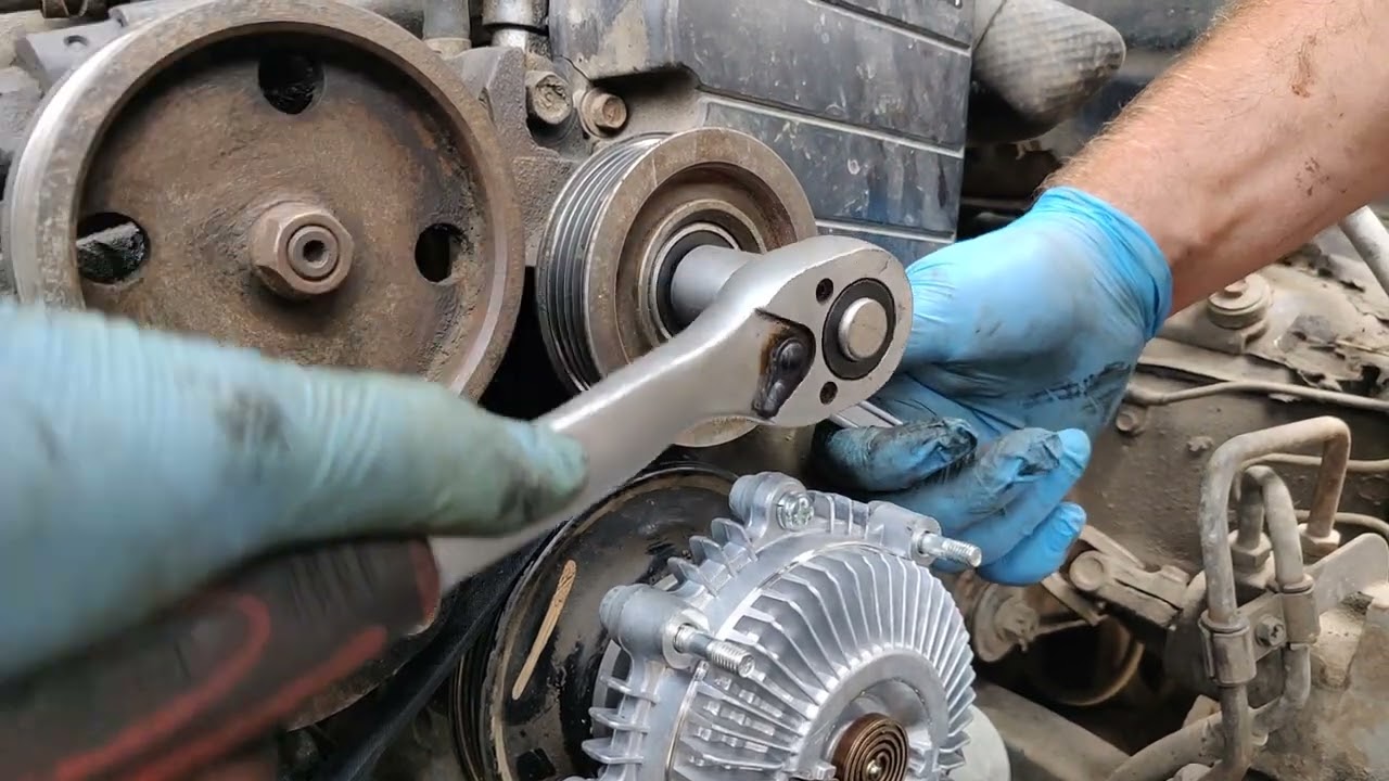 Feroza 1996 - Belts and Radiator change and cleaning. Daihatsu