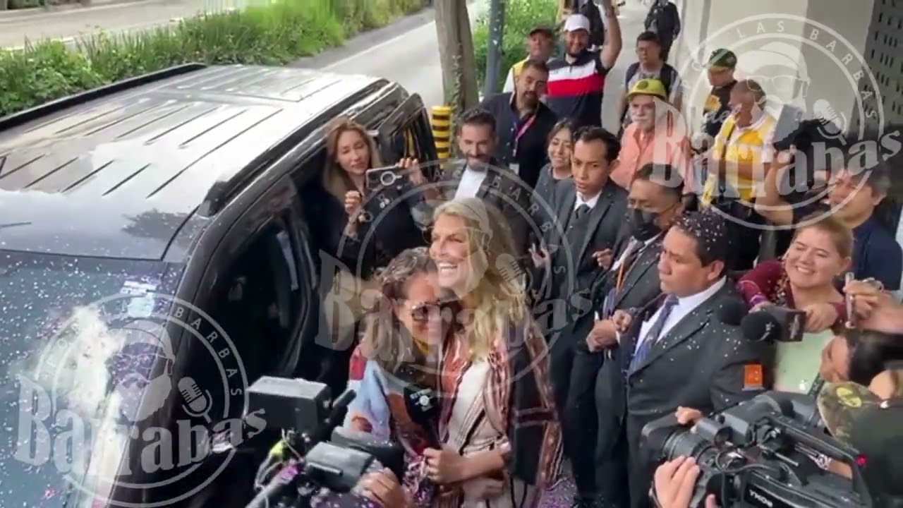YOLANDA ANDRADE MUY EMOCIONADA A SU LLEGADA A LAS GRABACIONES DE MONTSE & JOE