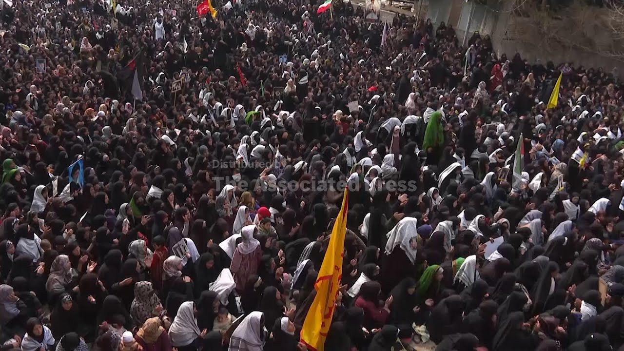 Thousands of Shiite Muslims in Kashmir protest US-Israeli strikes on Iran