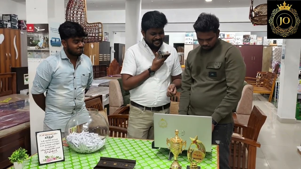 ஜோ ஃபர்னிச்சர் அதிர்ஷ்ட பரிசு குலுக்களின் 7 வது மாத அதிர்ஷ்டசாலி 491முத்துப்பாண்டிக்கு வாழ்த்துக்கள்
