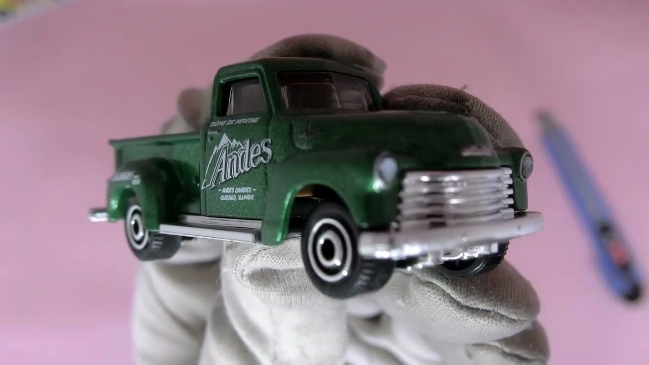 Unboxing Matchbox 2025 Candy Mix 2 Volkswagen Delivery Van & '47 Chevy AD 3100