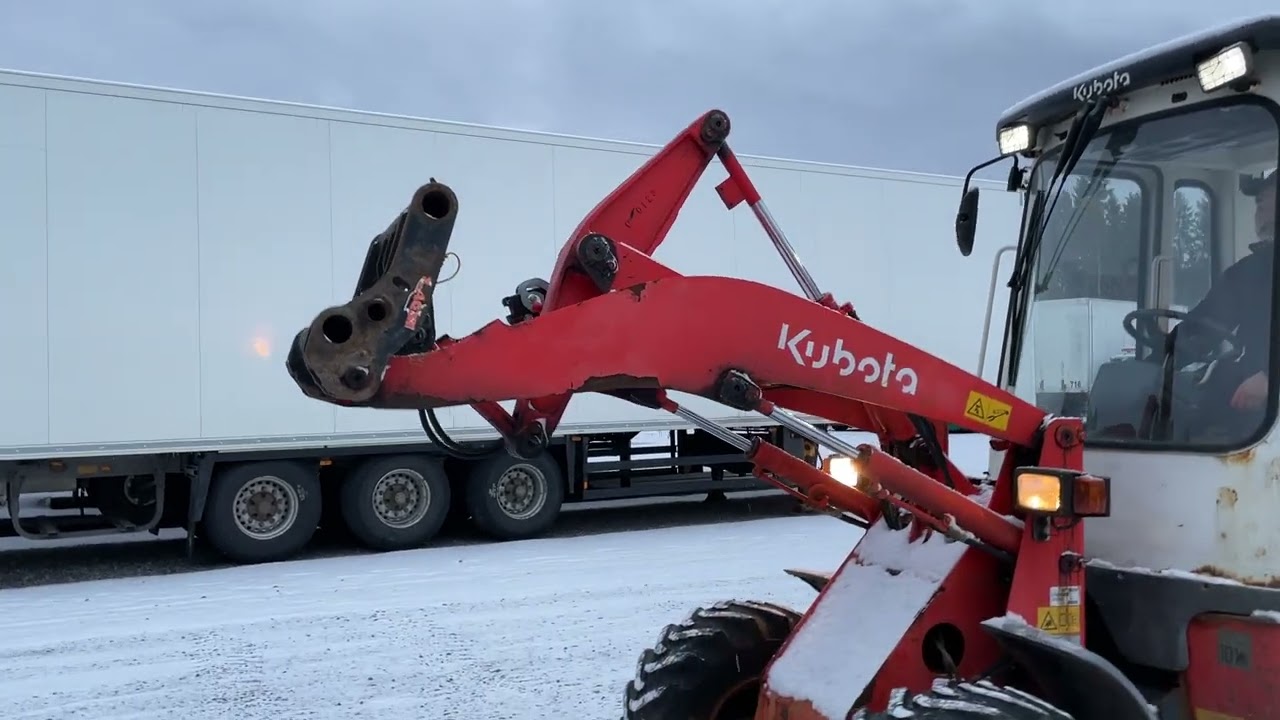 Kubota R420X