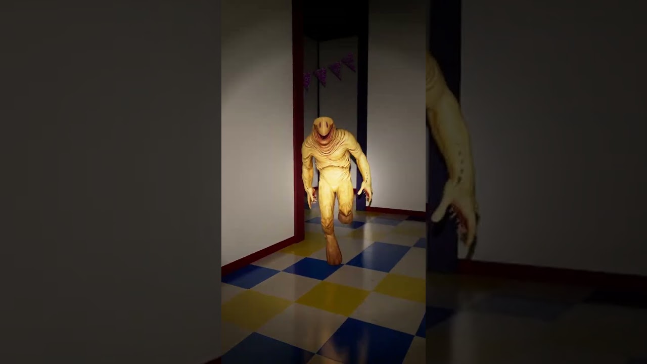😨 Where did he come from? | Backrooms Escape Together #backrooms #scary #jumpscare #horror