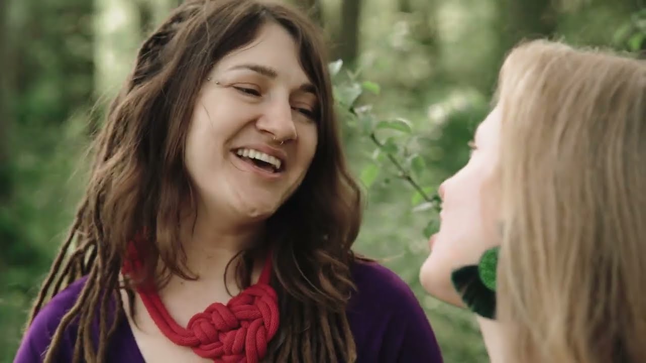 MAMADA - Lipka (Official Music Video)