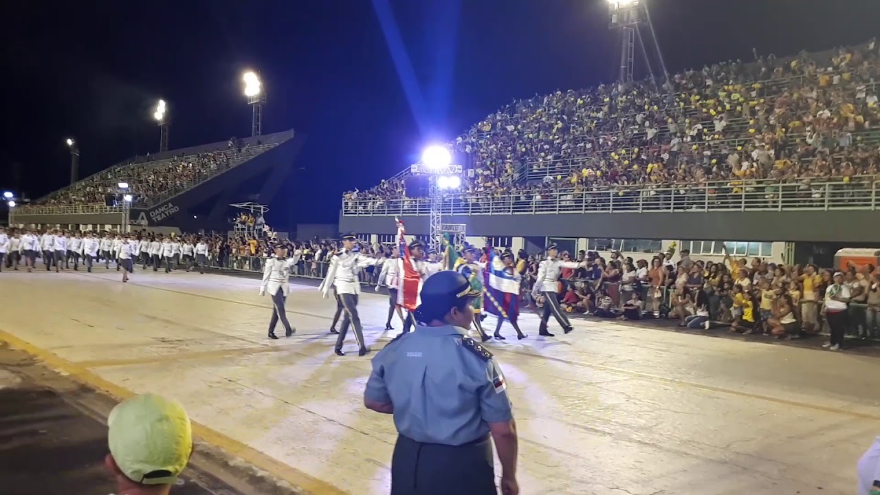 Desfile escolar CMPM V em 05/09/2019