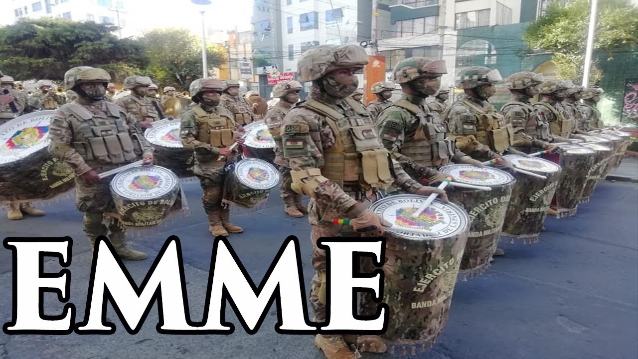 Escuela Militar De Musica Del Ejercito De Bolivia  EMME 2020 en las calles de La Paz