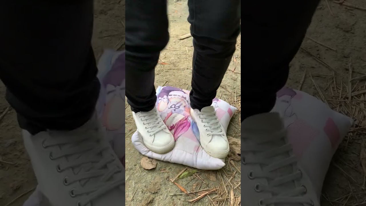 Use pillow to clean my shoes