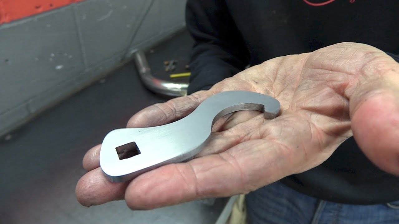 Delboy's Garage, Simple Skills, 
