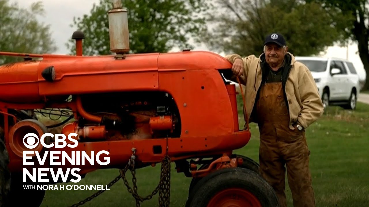 Indiana town honors longtime gravedigger