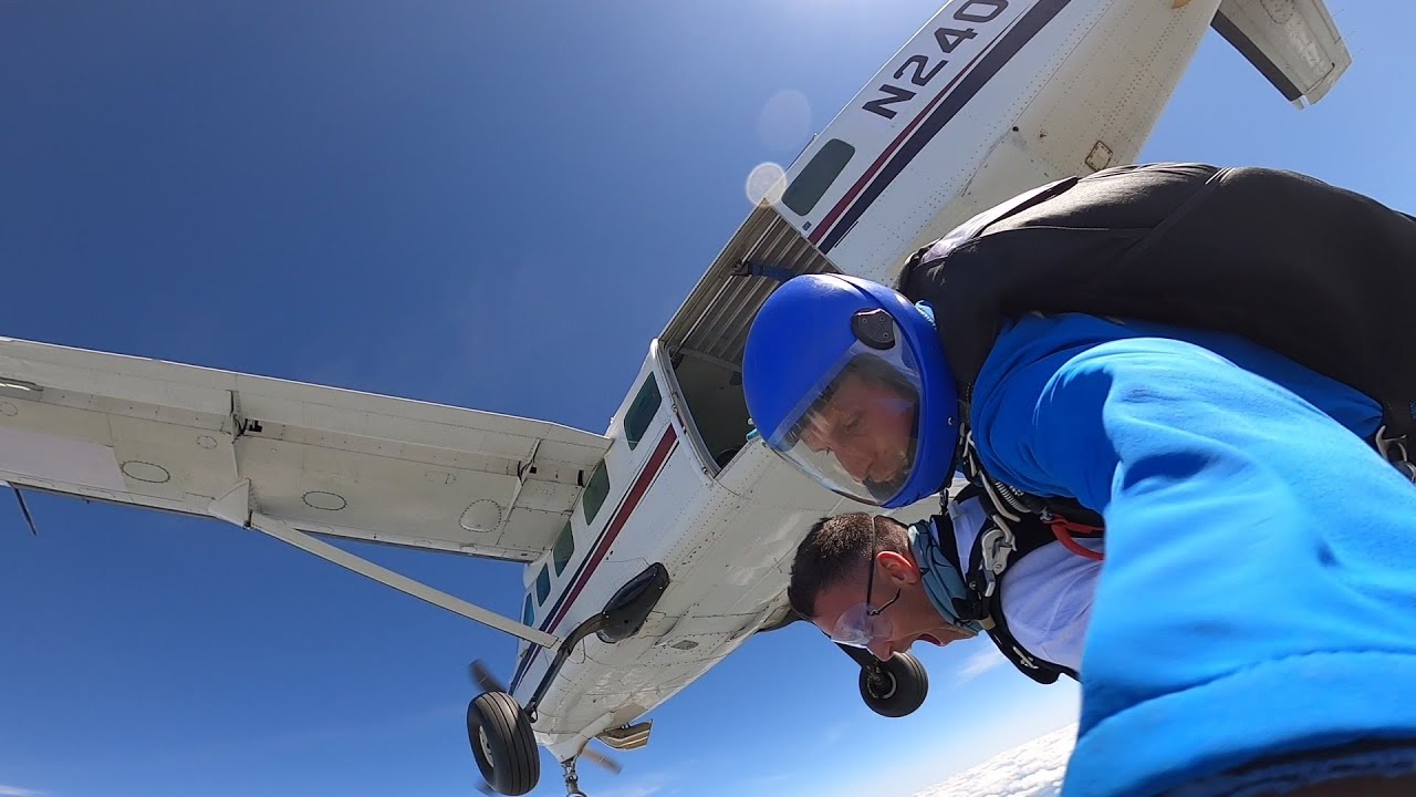 GoSkyDive tandem skydive 15,000ft video #2