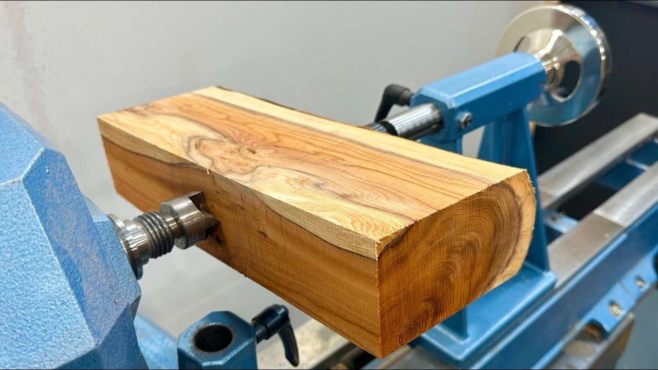 Woodturning - I Turned It Like THIS !!