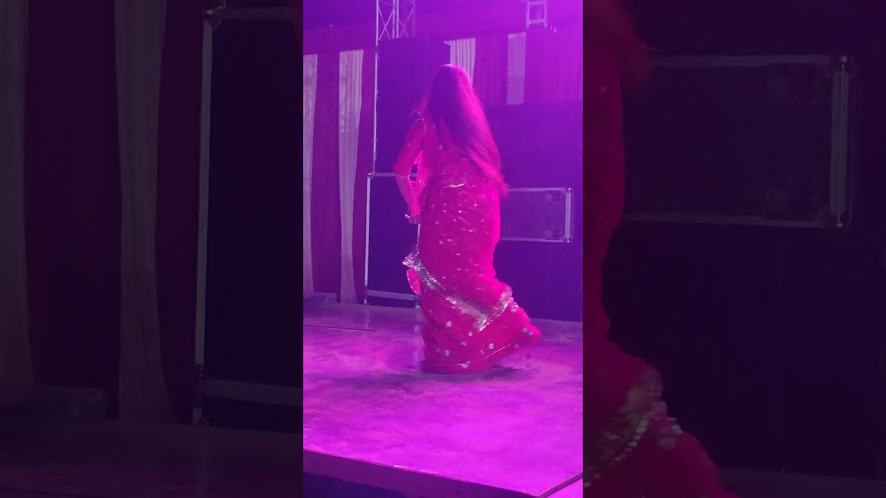 बदन म्हारो नाजुक सीमा मिश्रा  performance by me #dance #rajputiswag #poshak #dance #dancedance 