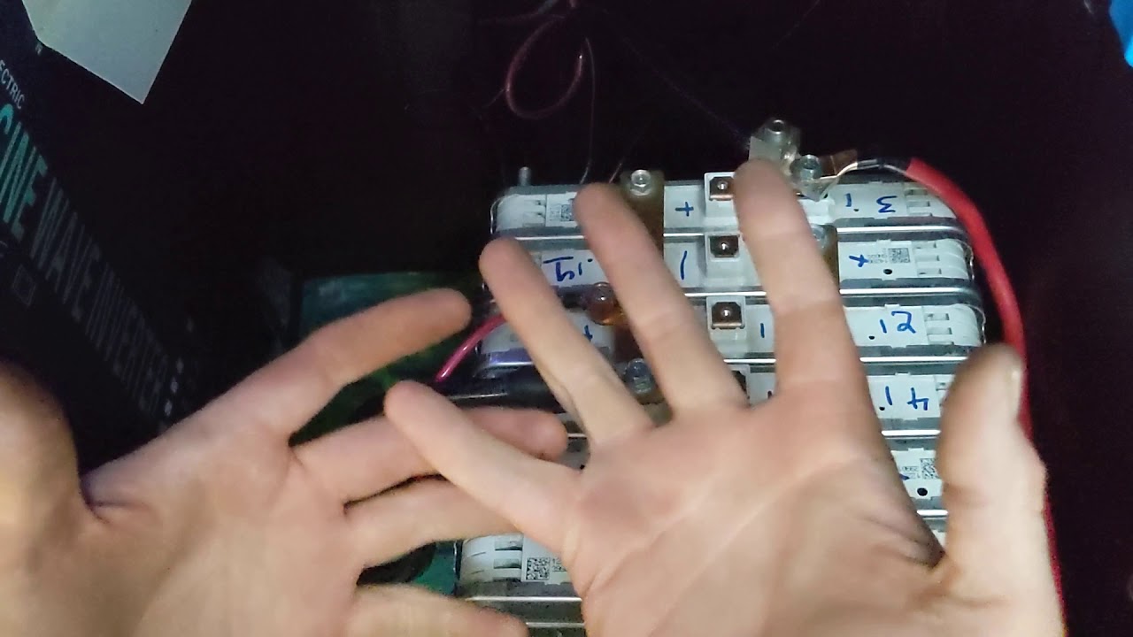 Connecting the doubled capacity Nissan Leaf battery module battery bank to the rest of the system!