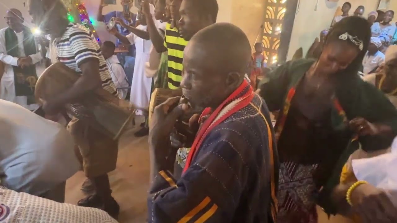 Cultural Performance to express joy to the Lord 