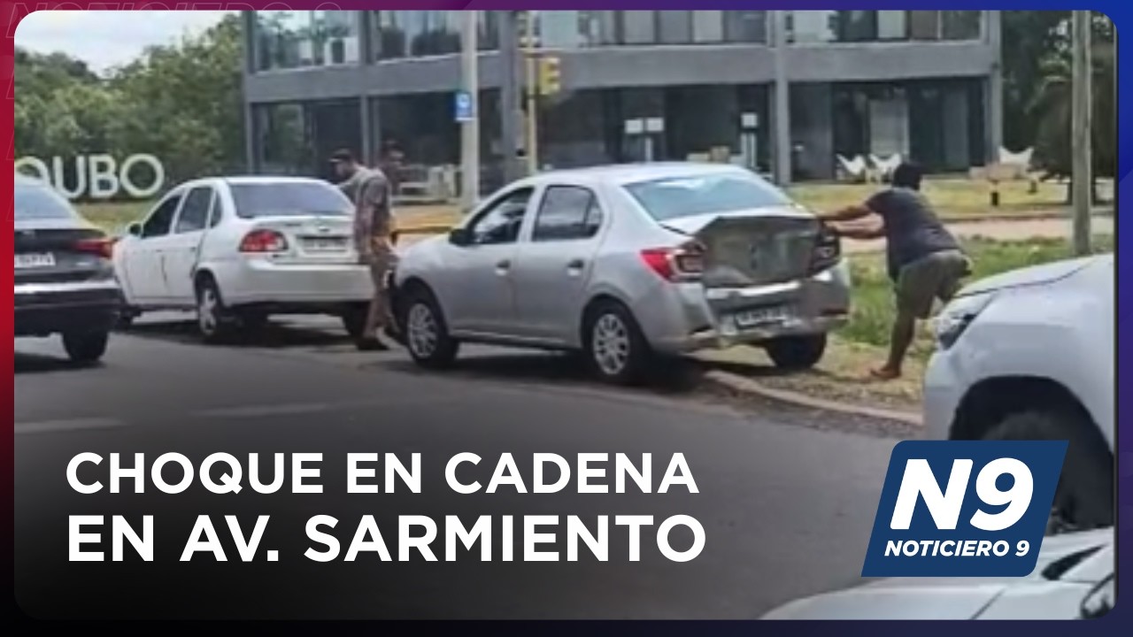 CHOQUE EN CADENA EN AV  SARMIENTO