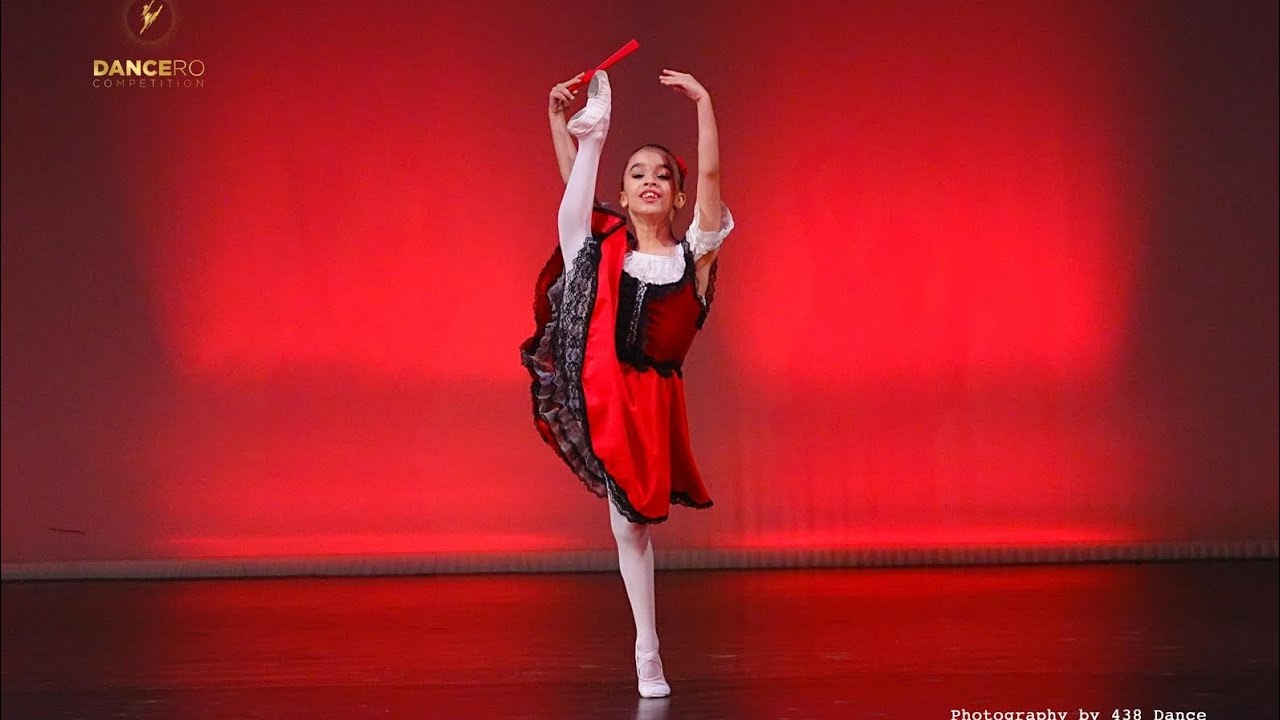 Kitry entrance | Ilinca Bendeac | DanceRo Competition