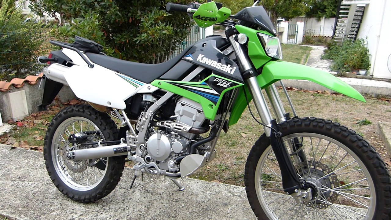 Présentation de la KLX 250 - Kawasaki