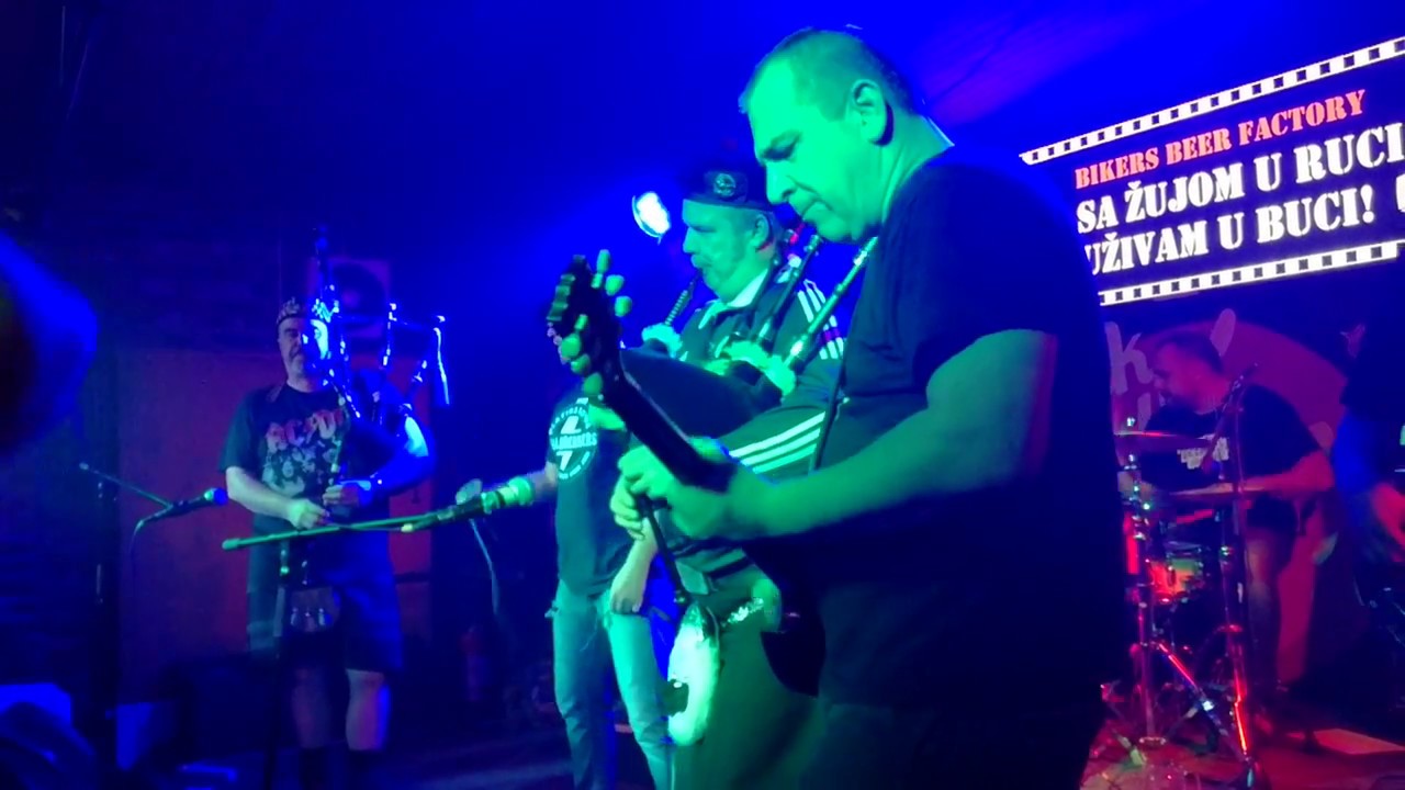Ballbreakers AC/DC It's a long way to the top (if you wanna rock 'n' roll)