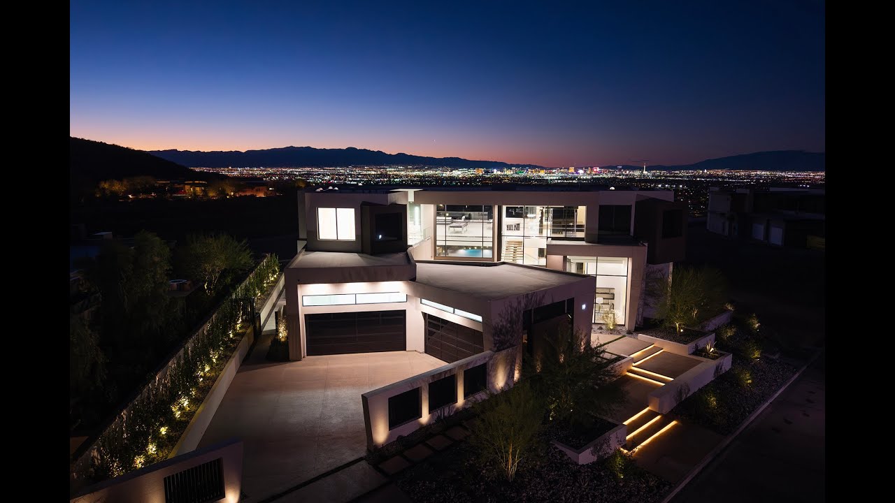 Welcome to Skyfall 🔥 | 19 Boulderback Drive - Henderson, Nevada