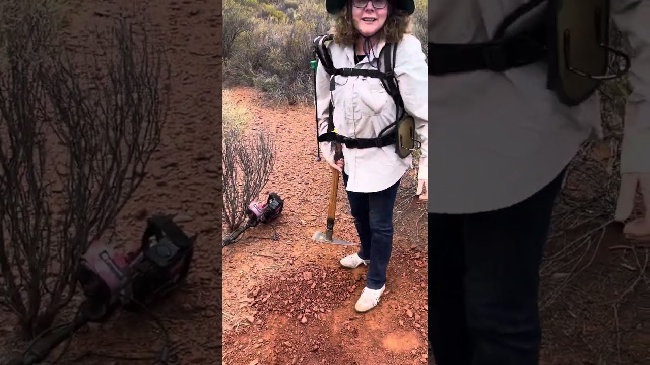 Beginner finds monster gold nugget at Kalgoorlie Western Australia