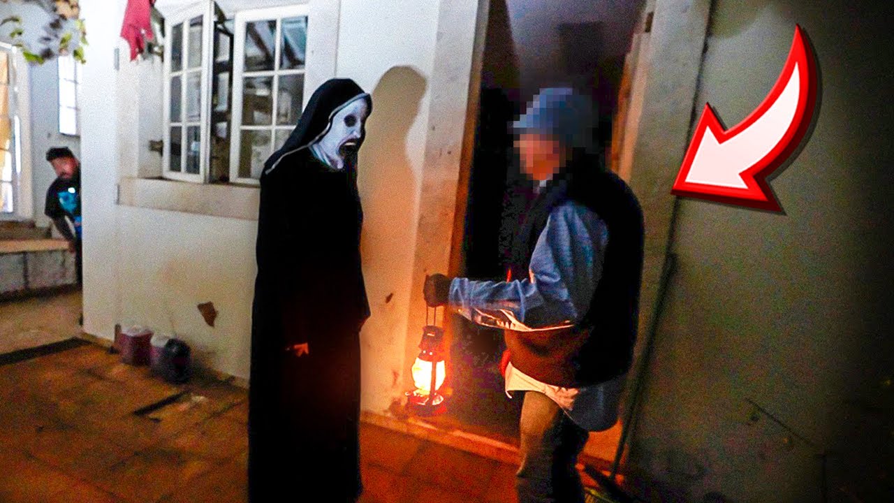 ASSUSTEI O CASEIRO COM UMA ROUPA DE FREIRA E DEU RUIM