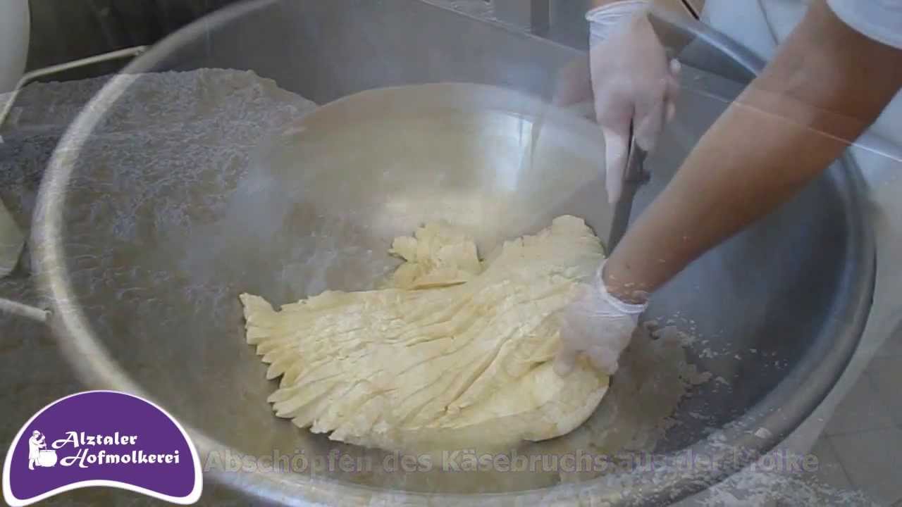 handwerkliche Mozzarella & Scamorza Herstellung der Alztaler Hofmolkerei