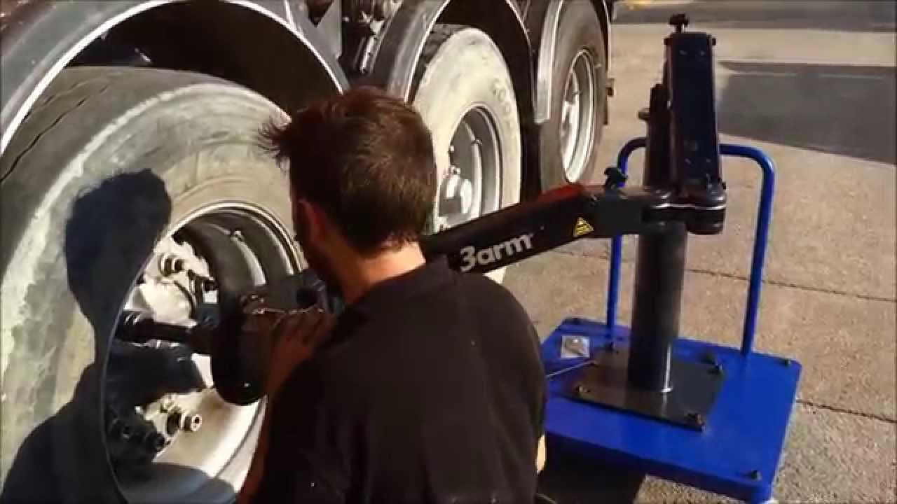 IMPACT WRENCH APPLICATION 3ARM SERIE 4