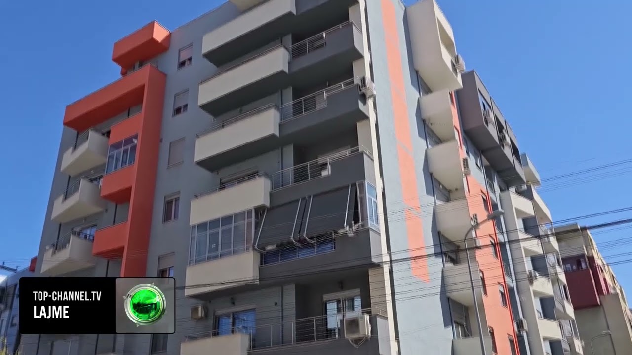 Top Channel/Emigrantët shesin shtëpitë/Korçë, tregu i shitblerjes së banesave ndryshoi pas pandemisë
