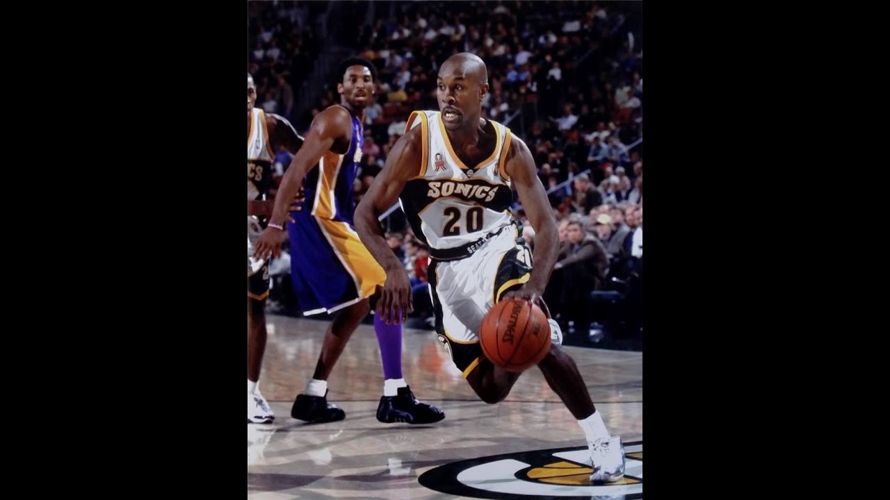 Kobe VS Gary Payton Highlight Kobe 45points 12 3-points。