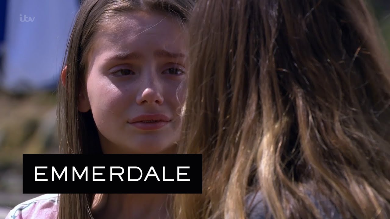 Emmerdale - Sarah Finally Agrees to Have Her Heart Transplant