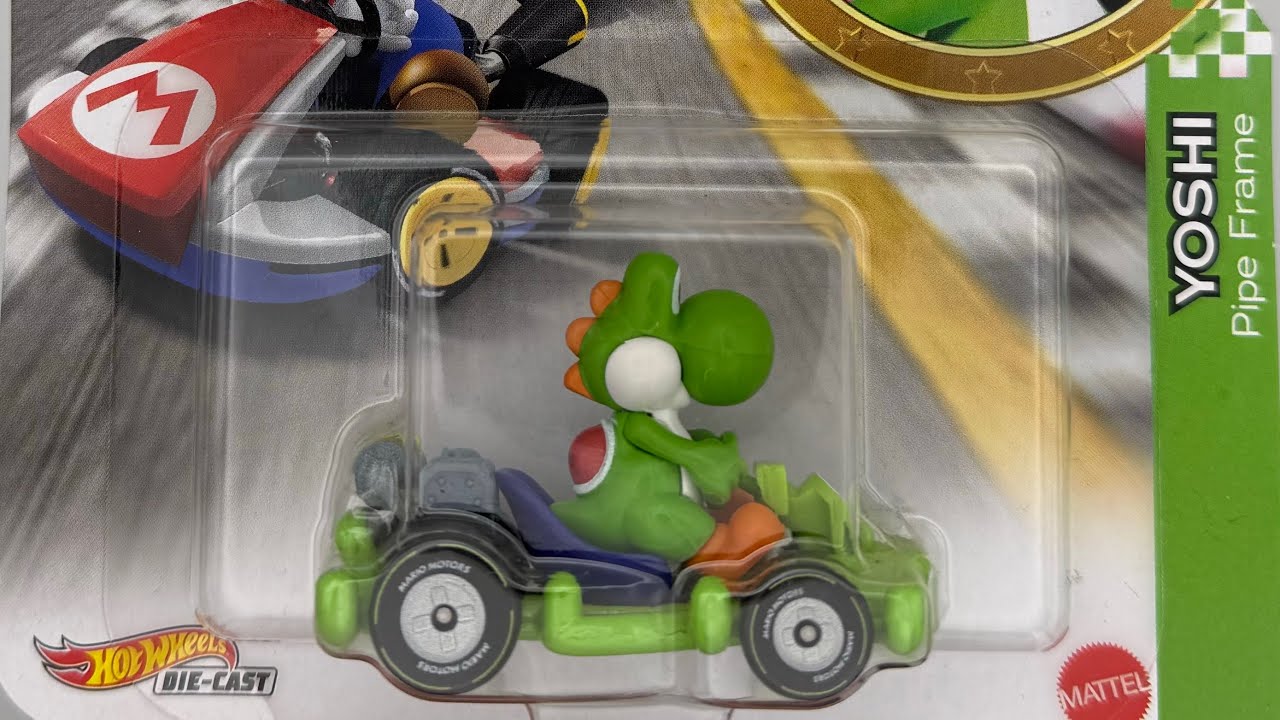 HOT WHEELS MARIO KART YOSHI MIT PIPE FRAME 