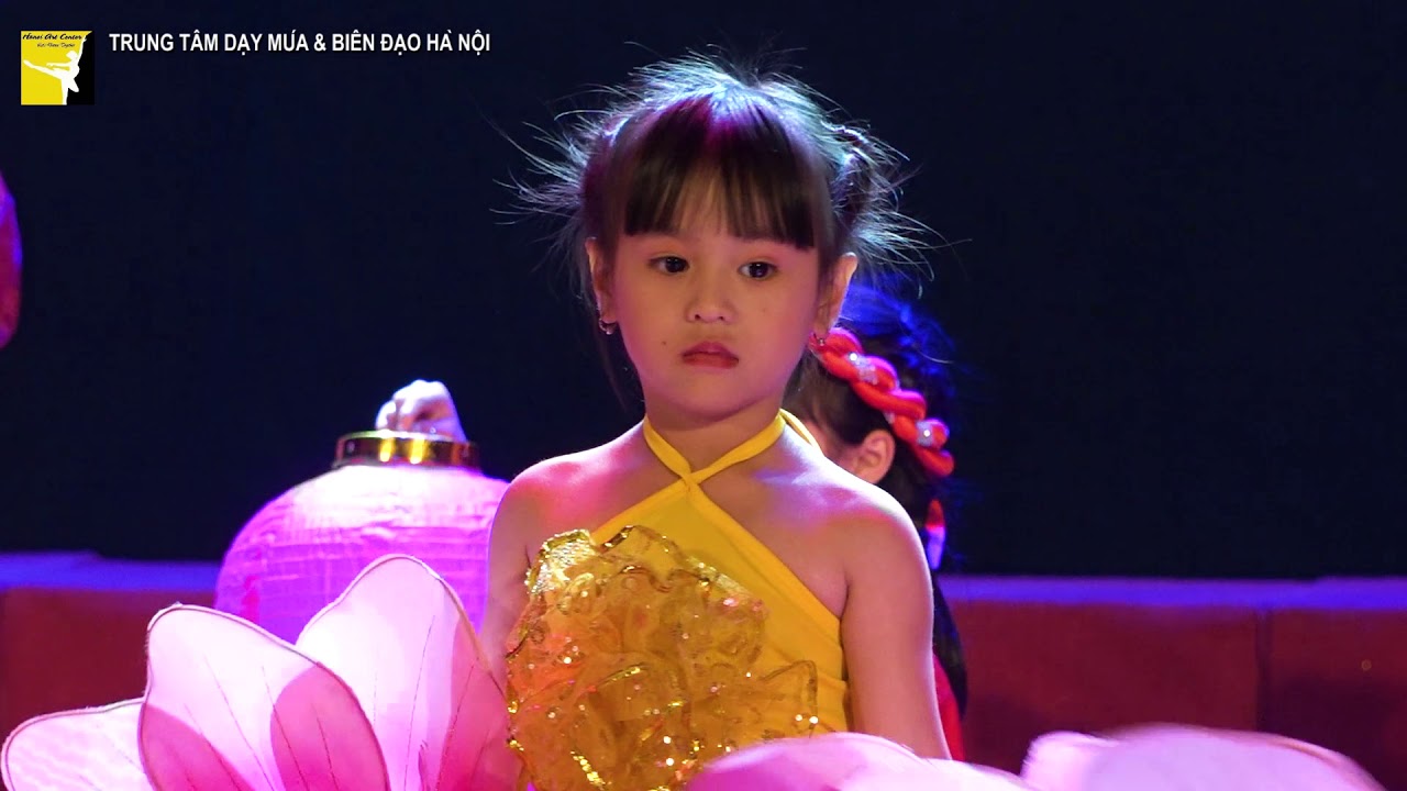 Múa: Mùa xuân của em/CLB NT Hoa Hồng Đỏ - DANCE WITH PASSION N0.8