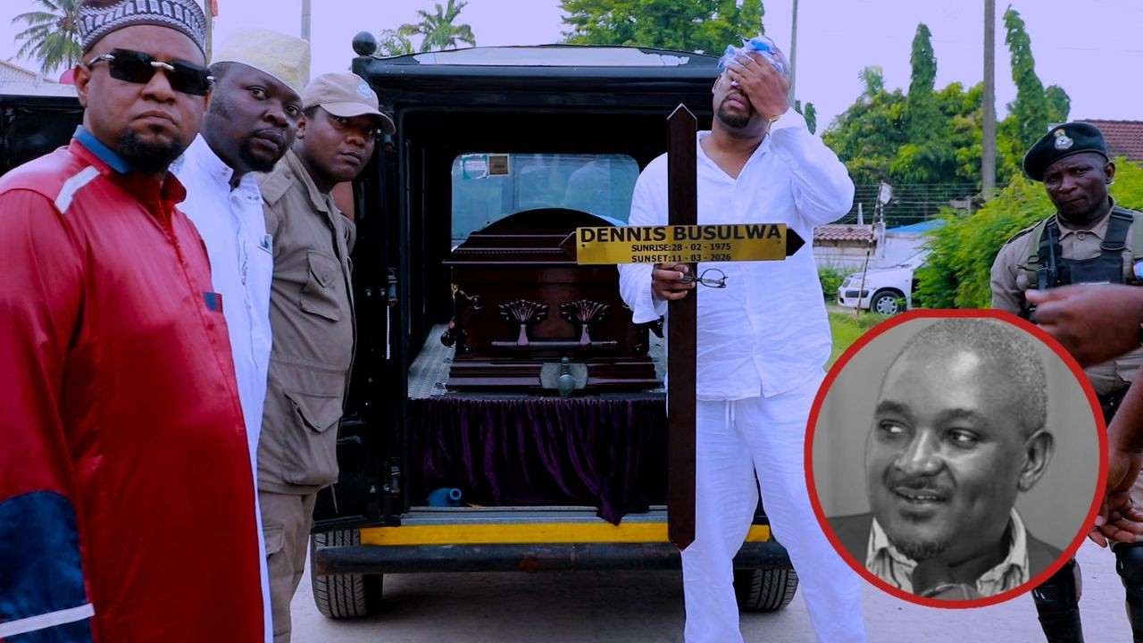 SIMANZI: MWILI WA SSEBO ULIPOFIKISHWA MIKOCHENI NYUMBANI, WATU WAJIPANGA WABEBA JENEZA