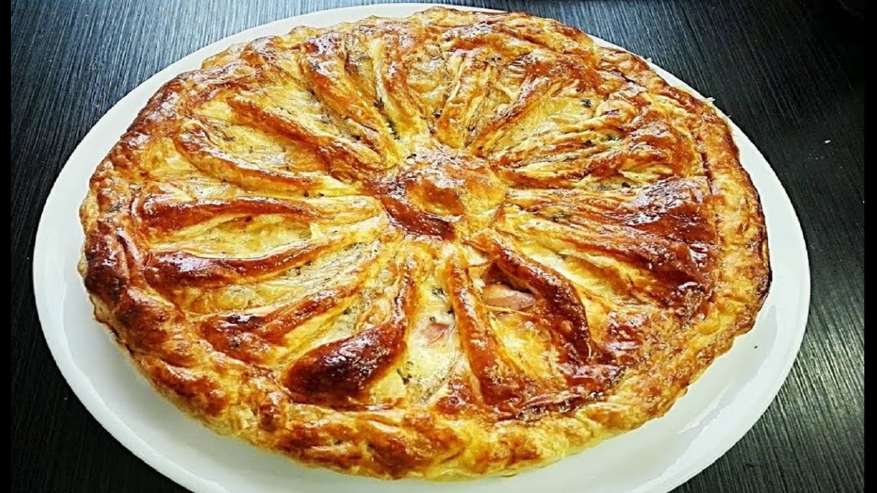 HOJALDRE DE BEICON Y QUESO