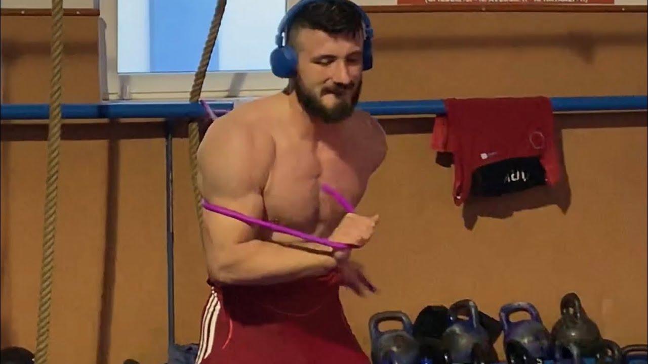 GÜREŞ MİLLİ TAKIM