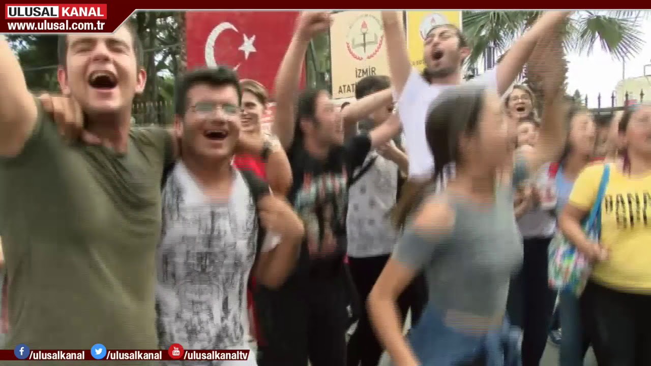 İzmir Marşı'ndan rahatsız olan lise müdürüne soruşturma açıldı
