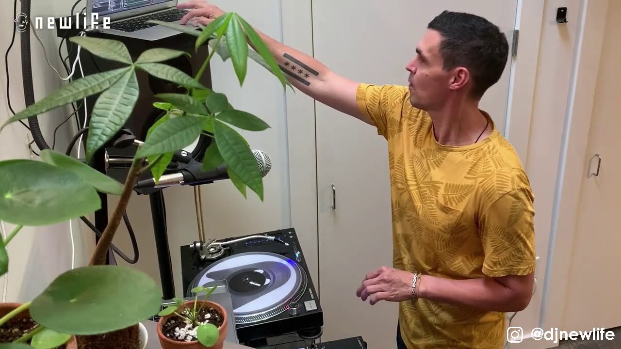 Mi Casa Holiday / Turntables on the Caribbean Virtual Event Fundraiser