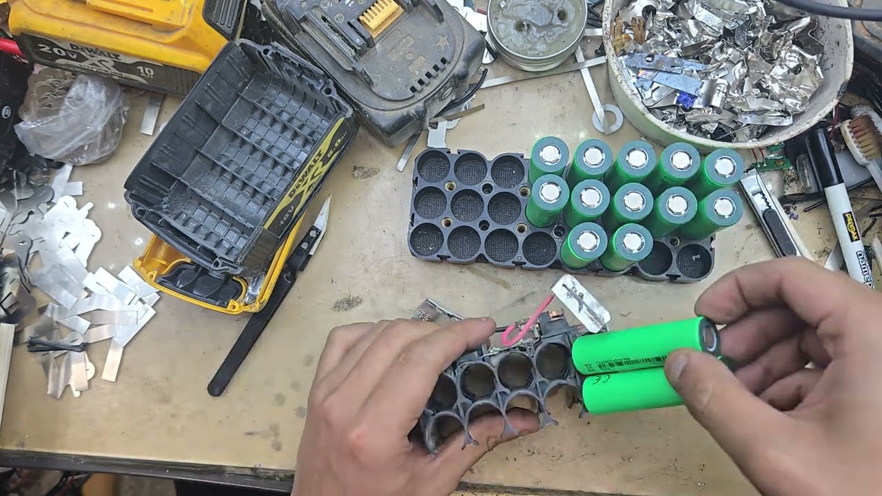 dewalt dcb182 디월트 18v 20v 배터리 셀고장 리필 교체