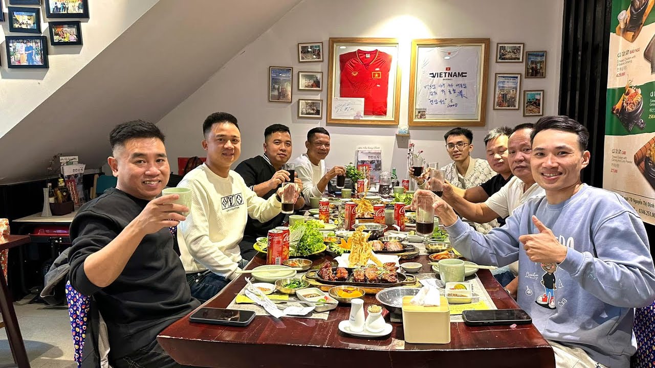 CÔNG GIÁP BẤT NGỜ VỀ VIỆT NAM Ở CẠNH ĐÔNG PAULO TIẾN NGUYỄN KHIẾN LINH PHILIP GHEN TỊ CƯỜI XĨU 