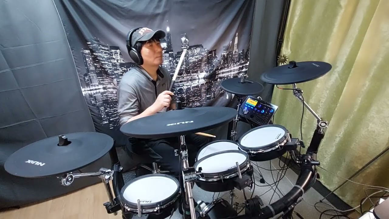 Dire Straits - Walk of Life(1986) - Drum Cover