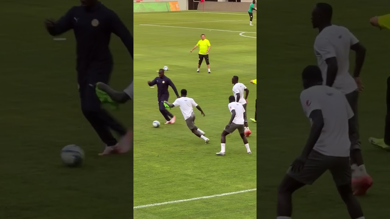 Incroyable regardez ce que Pape Thiaw vient de faire &agrave; Lamine Camara 😮&zwj;💨🇸🇳⚽️ #football #senegal