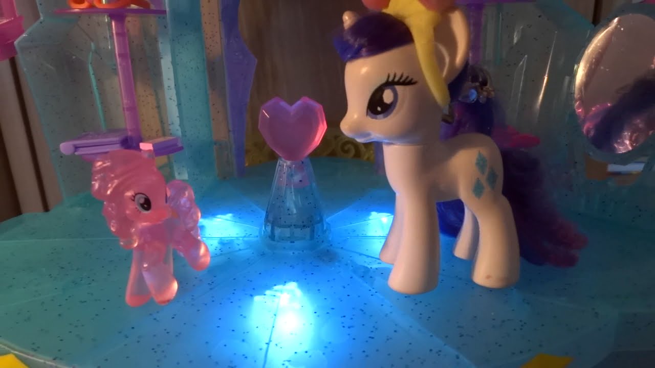 My little pony. Рарити и Искорка пропали... Мама Каденс вызвала полицию