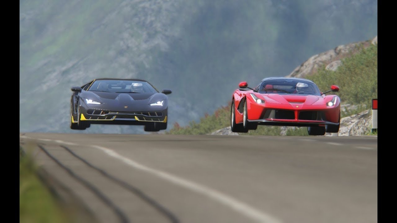 Lamborghini Centenario vs Ferrari LaFerrari at Highlands