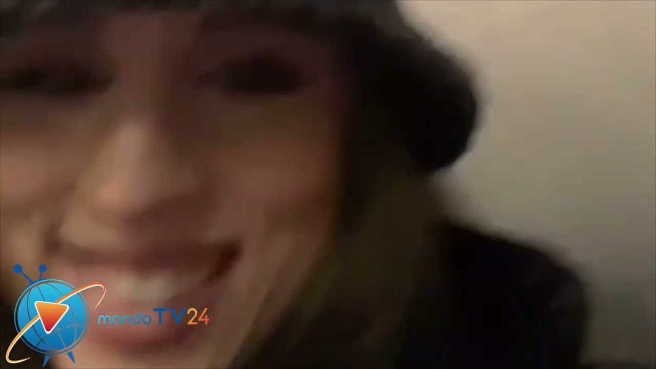 Angelina Mango scherza con la sua “Noia”